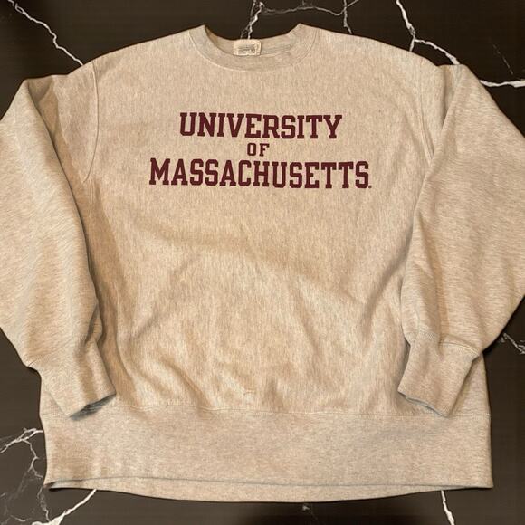 Vintage Champions Reverse Weave University Of Massachusetts Large Sweatshirt - Picture 1 of 7